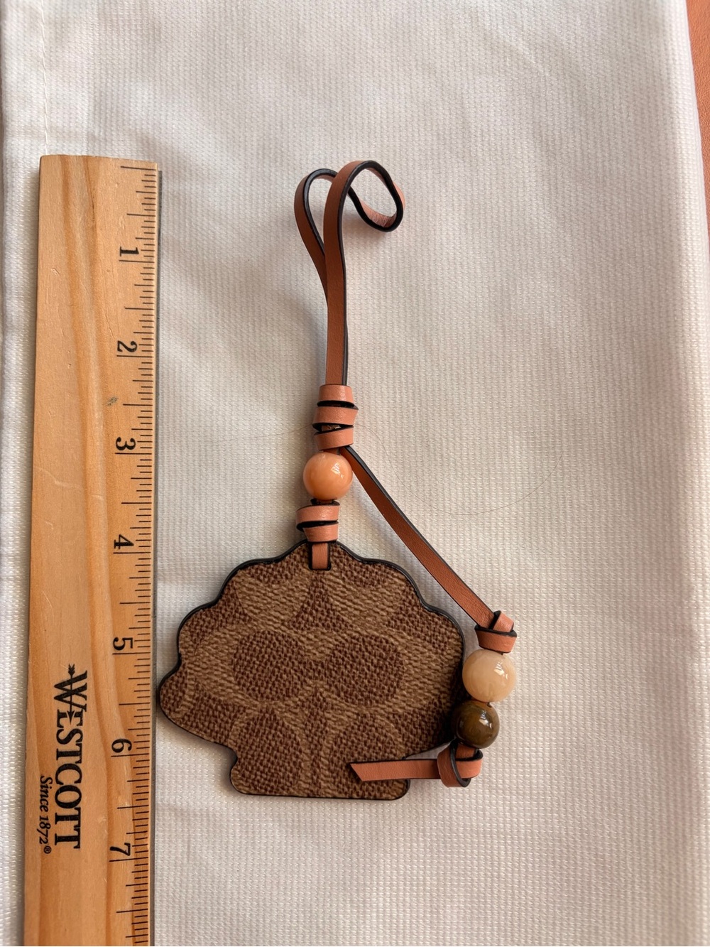 Coach Shell Charm - Picture 3 of 5